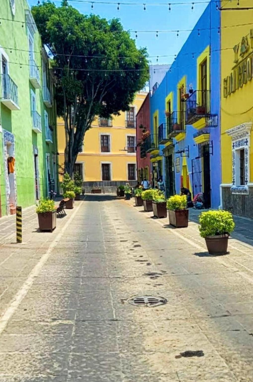 Hotel Del Capitan De Puebla Exterior photo