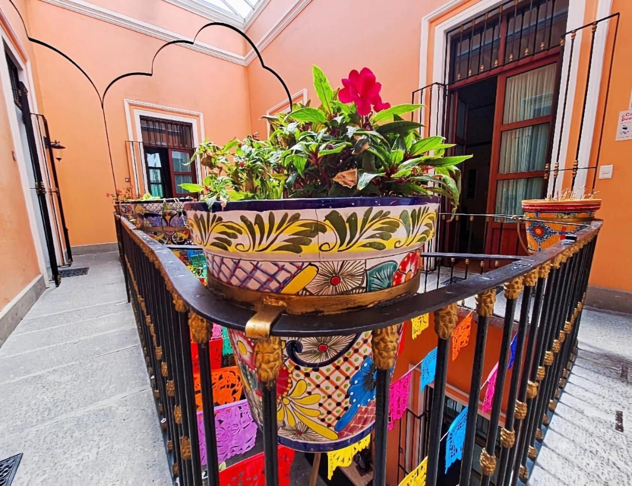 Hotel Del Capitan De Puebla Exterior photo